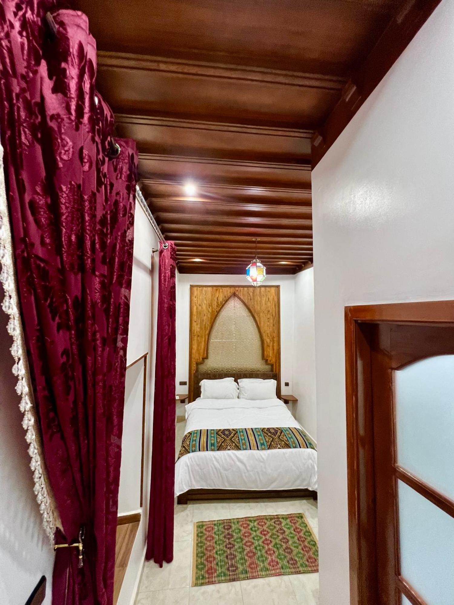Riad El Wazania Rabat Exterior photo